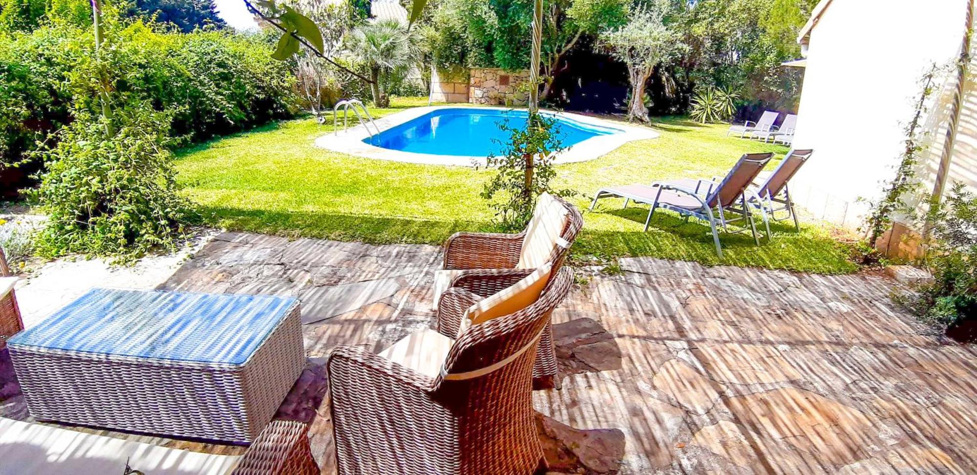 With Pool, Wifi And Smart Tv